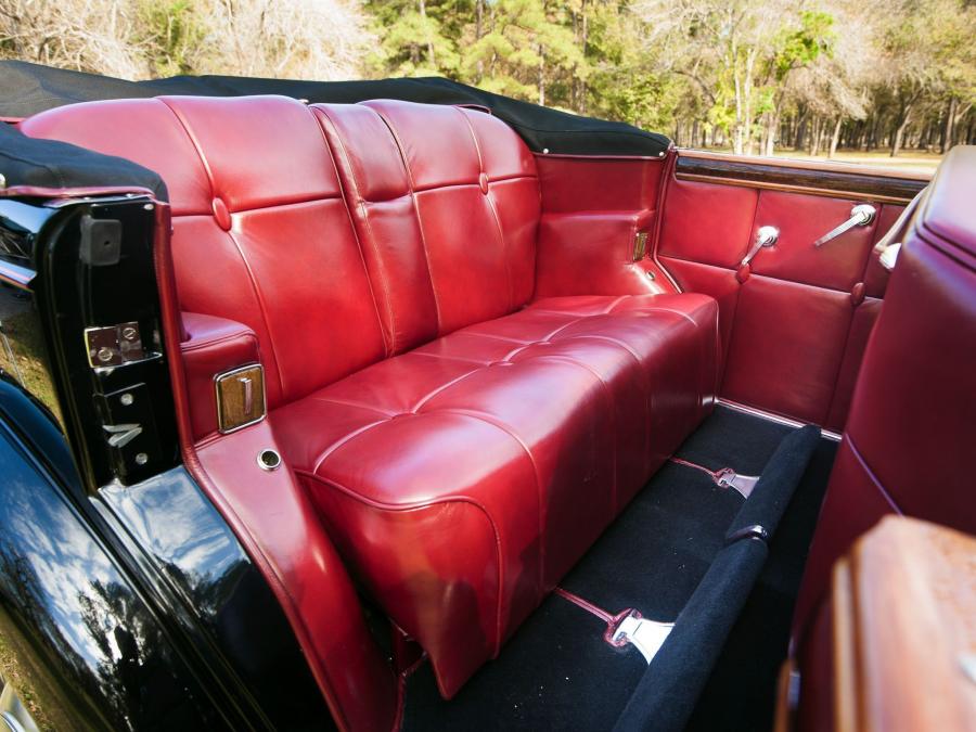  Packard Twelve Convertible Sedan 1938 года  (фото 37 из 42)